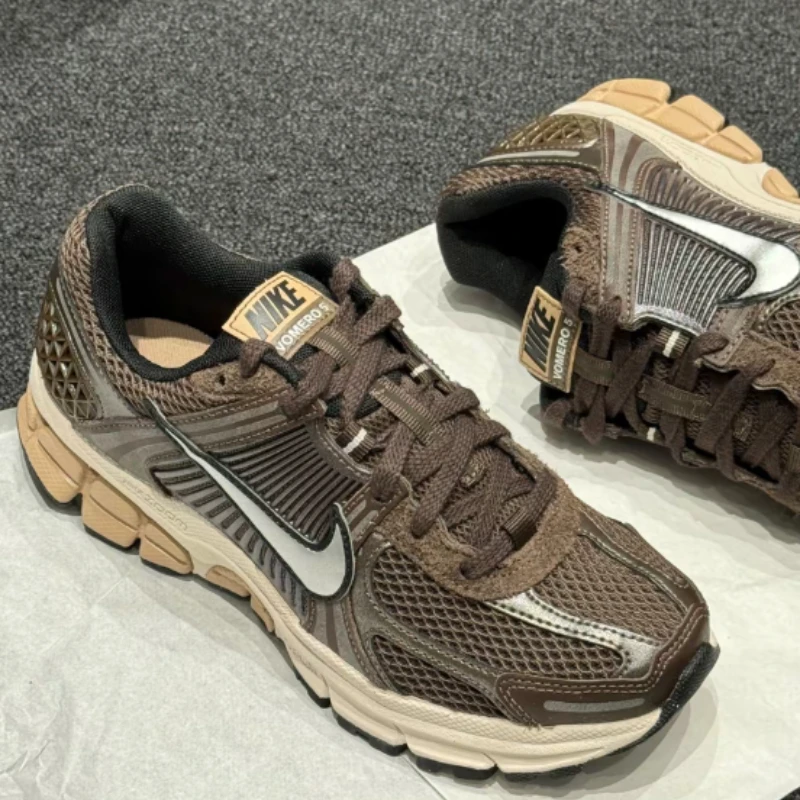 Women Shoes Running Nike - Nike Zoom Vomero 5 Baroque Brown
