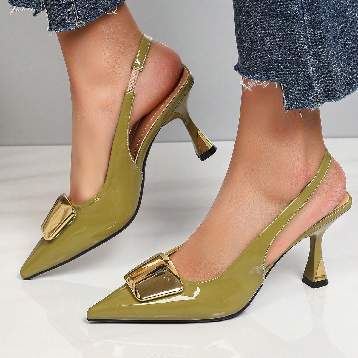 Elegant Women Closed Pointed-T - огляд і ціна Women'S Shoes Clogs